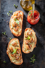 Enjoy your Toast made of mushrooms, cheese and pepper