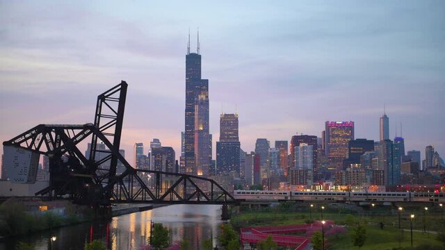 Chicago, Illinois, USA Park and Skyline