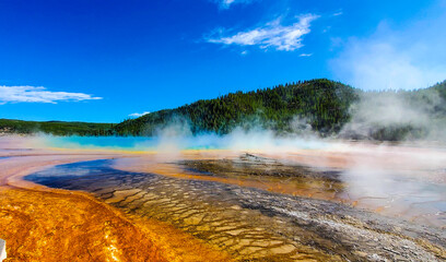 The grand prismatic geyser.