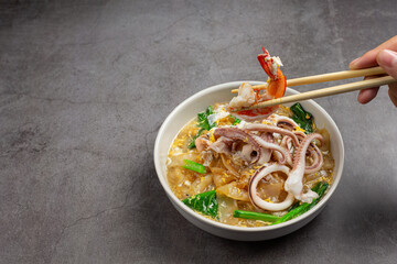 thai food;Wide Noodles in Gravy Seafood or Rad Na