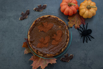 Obraz na płótnie Canvas Delicious home made chocolate pumokin pie for halloween