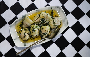 Baby artichoke starter dish with olive oil