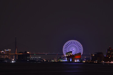 夜空に観覧車