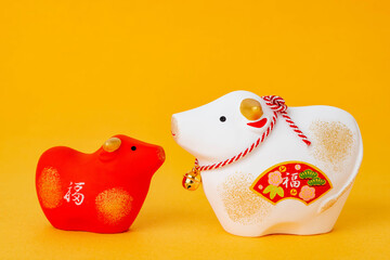 可愛い牛の置物