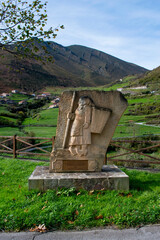 Tudanca, Cantabria, España; 10/24/2020: Descripción, Homenaje a la mujer rural.