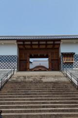 復元された長崎奉行所の表門