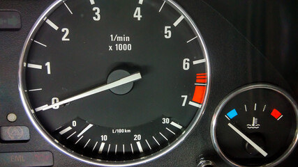 tachometer 1x1000 rpm. and  temperature guage of a car