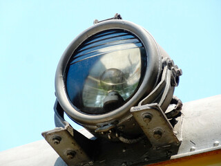 80年前の大阪初の地下鉄車両のヘッドライト