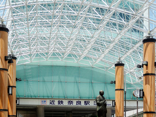 近鉄奈良駅のドーム天井