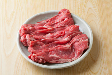 牛肩ロースうす切り