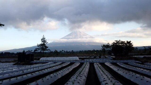 Time-lapse video of a mountain in ndonesia