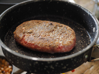 登山で焼くハンバーグ