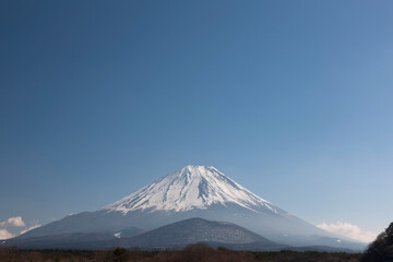 Fototapeta na wymiar 精進湖からの富士山