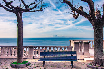 Fototapeta na wymiar spectacular Italian panorama, sea view from the Sorrento coast, you can see the island of Capri in the background
