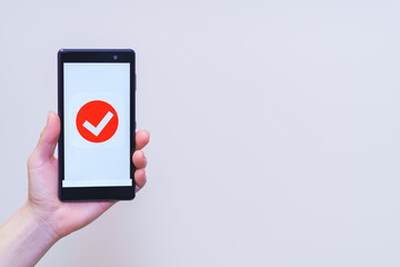 デジタル認証　スマホ認証　ベリファイ　【認証のデジタル化のイメージ】