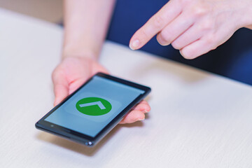 デジタル認証　スマホ認証　ベリファイ　【認証のデジタル化のイメージ】