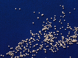 沖縄、竹富島の星砂