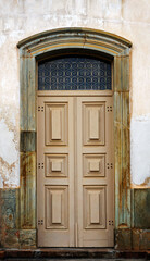 Fototapeta na wymiar Colonial door in Sao Joao del Rei, Minas Gerais, Brazil
