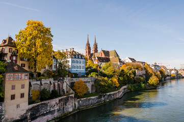 Basel, Münster, Rhein, Altstadt, Pfalz, Fähre, Rheinbrücke, Grossbasel, Altstadthäuser, Herbst, Herbstmesse, Basel-Stadt, Schweiz