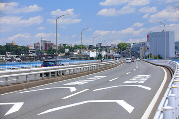Fototapeta na wymiar 国道246号の新二子橋