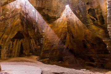Naida Caves, Diu in the day