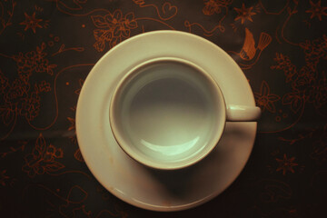 empty coffee cup on piris