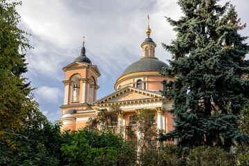 Fototapeta na wymiar Varvarinskaya Church in Moscow center on Varvarka street. Russia.