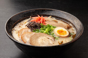 熊本風とんこつラーメン