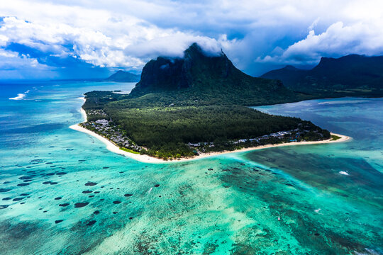 Mauritius, Helicopter view of Le Morne Brabant peninsula in summer