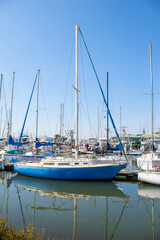 Obraz premium Boat parked in a harbor dock