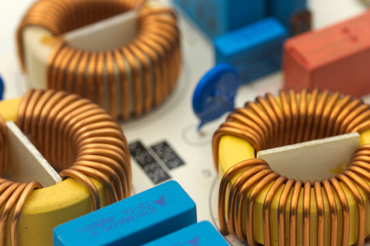 Some elements of an electronic circuit