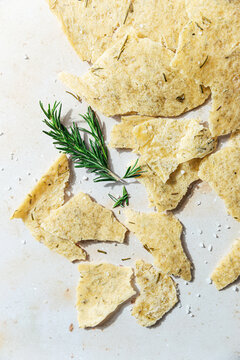 Rosemary sourdough discard crackers