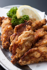 若鶏の唐揚げ