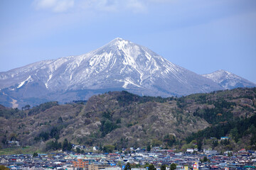 会津若松と磐梯山