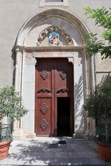 Taormina - Entrata della Chiesa di Sant'Antonio di Padova
