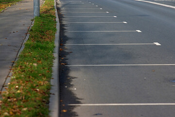 free parking spaces on the city street