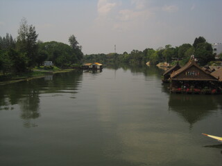 Obraz premium The stunning landscapes of Khao Sok National Park and around the bridge of the River Kwai in Thailand