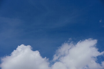 Obraz premium Beautiful blue sky and clouds with copy space