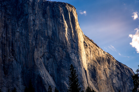 El Capitan, Yosemite national park © photogolfer