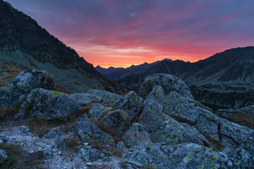 Fototapeta premium Wonderful summer mountain scenery in the Polish Tatras with beautiful mountain lakes