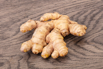 Natural organic raw ginger root