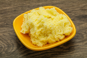 Mashed potato in the bowl