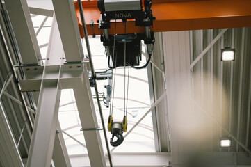 Kran in einer Fabrik