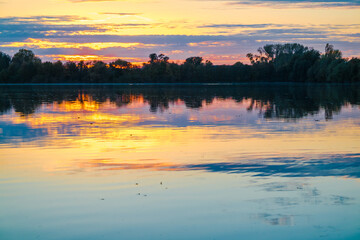  Sonnenuntergang am Koldinger Seen. Hannover Laatzen Germany.
