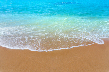 Fototapeta na wymiar Beautiful water wave on the beach.