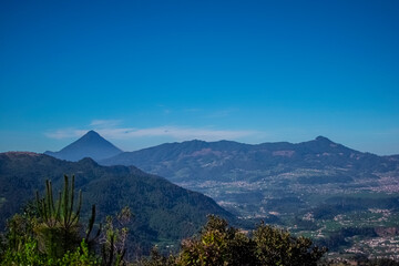 volcán santa maría y montañas grande de Quetzaltenango 
