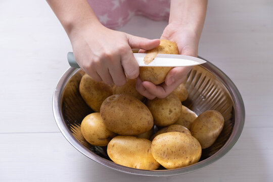 Handbreadth Mean Handbreadth bilder – Bläddra bland 1,723 stockfoton, vektorer och ...