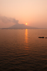 Naklejka premium 垂水市からの桜島