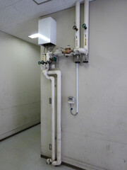 温水の給排水管