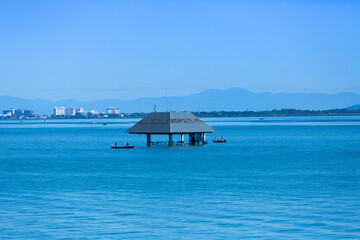 琵琶湖唐崎沖の取水塔